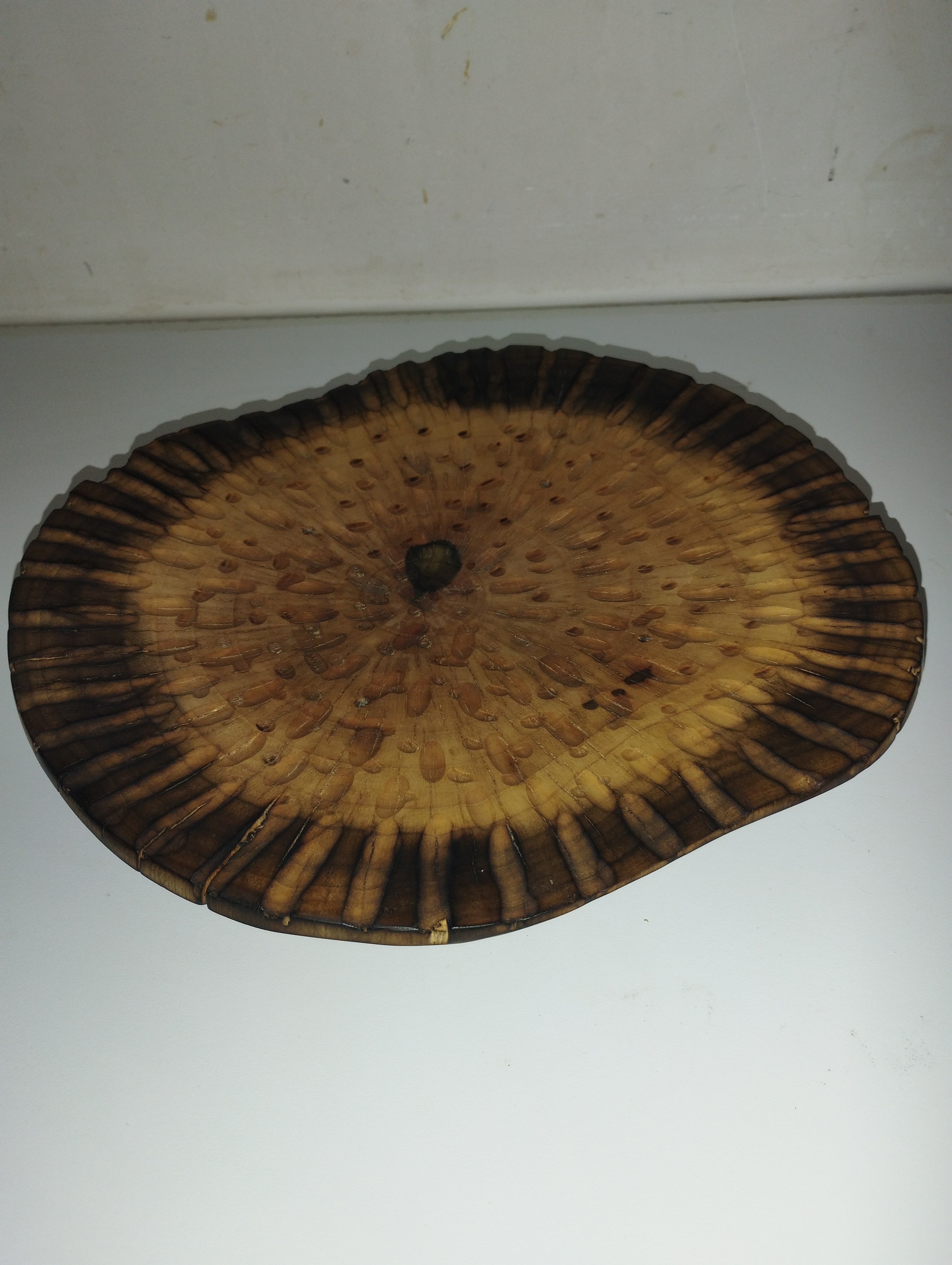 شیرینی خوری چوب گردو .