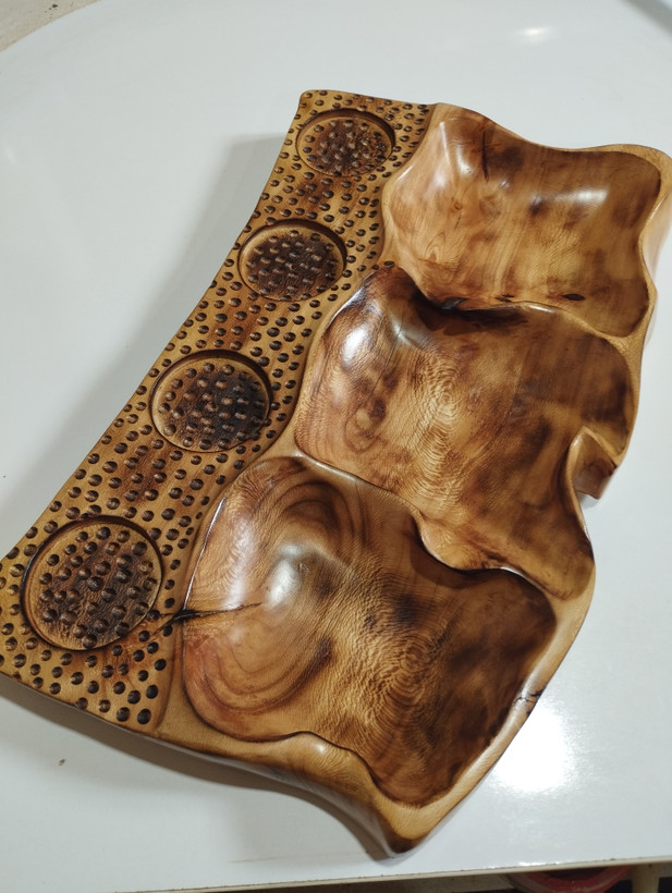 سینی سرو پذیرایی چوبی .دفرمه .دست ساز
